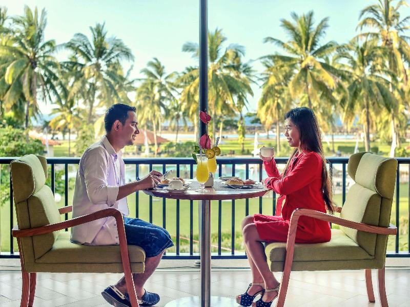 Manado Tateli Resort and Convention - Bar