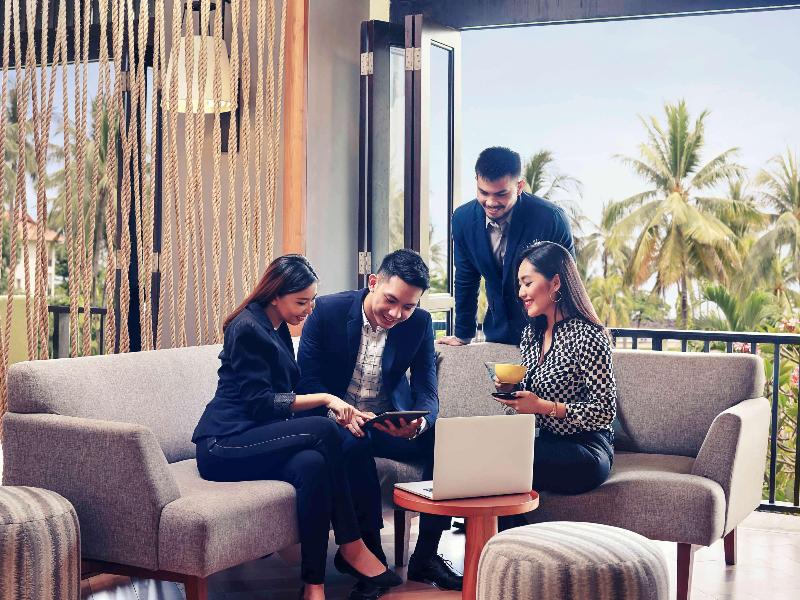 Manado Tateli Resort and Convention - Bar