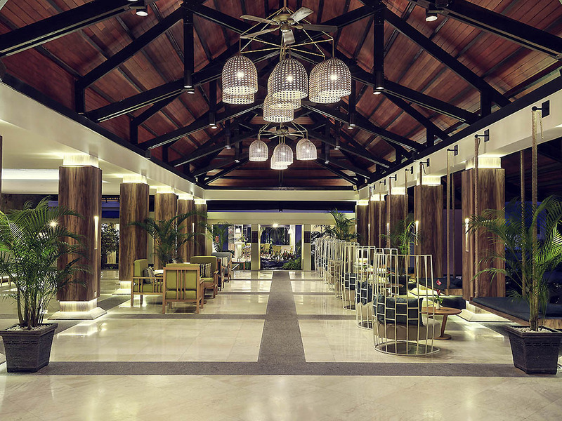 Manado Tateli Resort and Convention - Lobi