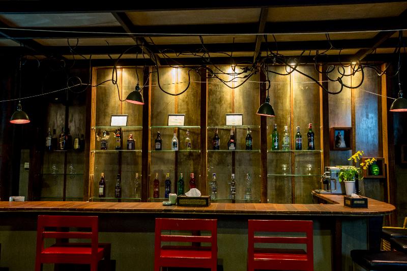 Kampaeng Ngam Hotel - Bar