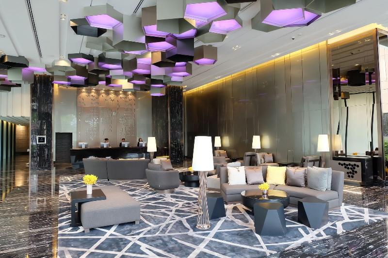 Skyview Hotel Bangkok - Lobi
