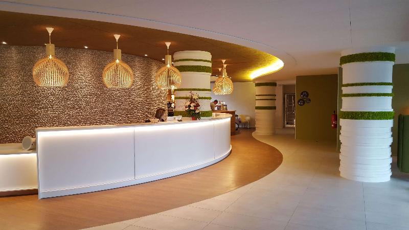 Brit Hotel Privilege Plerin - Lobi