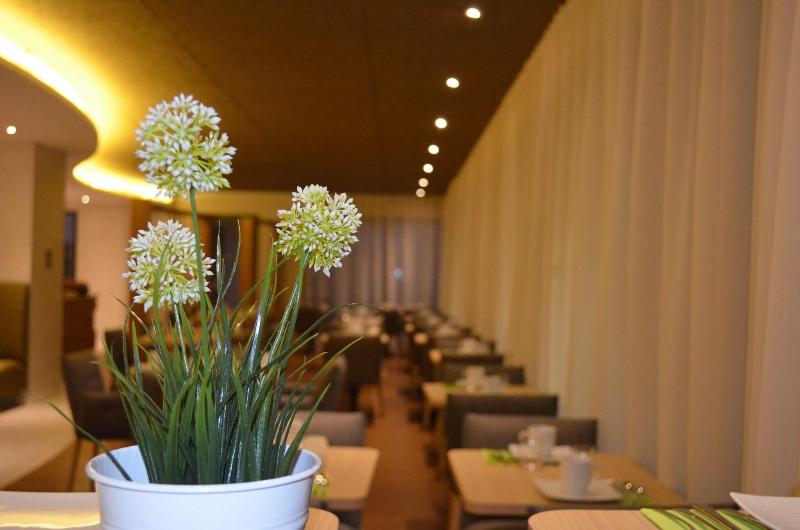 Brit Hotel Privilege Plerin - Restoran