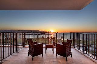 Hilton Garden Inn Izmir Bayrakli fotoÄŸrafÄ±