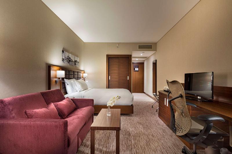 Hilton Garden Inn Izmir Bayrakli - Oda
