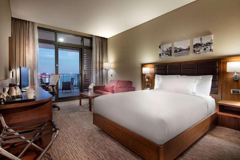 Hilton Garden Inn Izmir Bayrakli - Oda