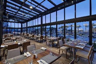 Hilton Garden Inn Izmir Bayrakli fotoÄŸrafÄ±