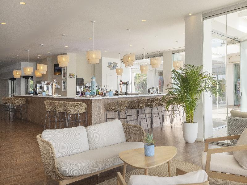 Alua Calas de Mallorca Resort - Bar
