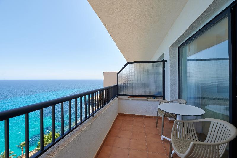 Alua Calas de Mallorca Resort - Oda
