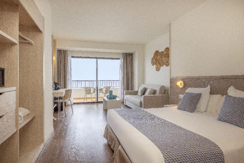 Alua Calas de Mallorca Resort - Oda