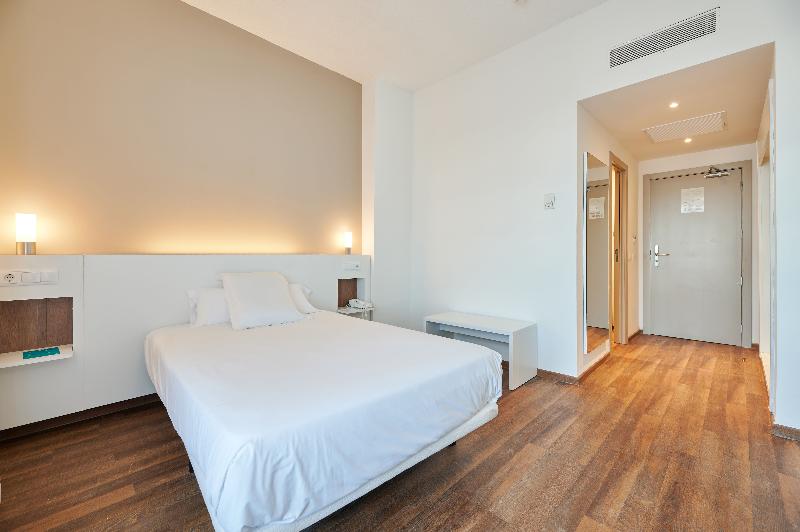 Alua Calas de Mallorca Resort - Oda