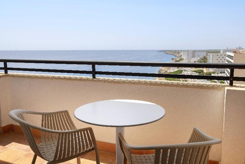 Alua Calas de Mallorca Resort - Oda