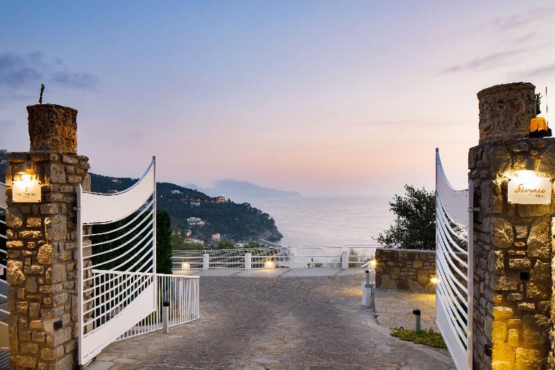 Villa Fiorella Art Hotel - Lobi