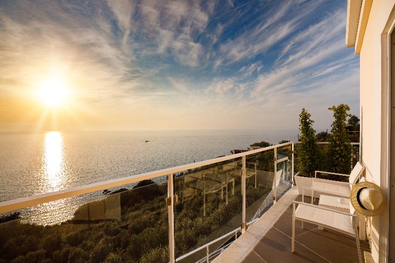 Villa Fiorella Art Hotel - Oda