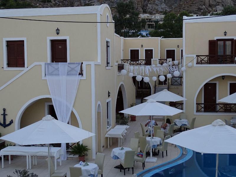 Chez Sophie Rooms And Suites - Genel