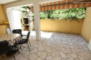 Apartment Lora fotoÄŸrafÄ±