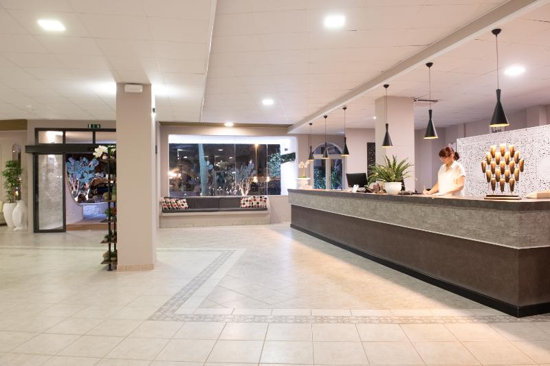 Hotel Club Eloro - Lobi
