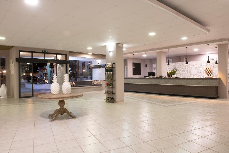 Hotel Club Eloro - Lobi