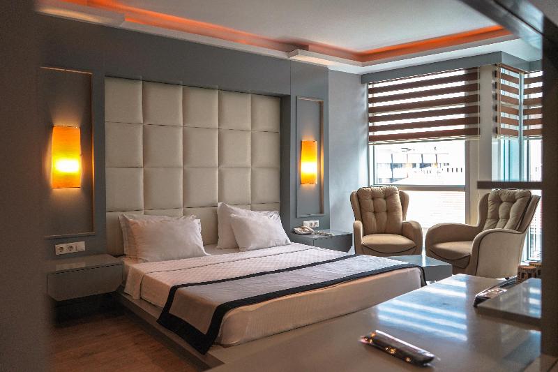 Pasaport Pier Hotel - Oda