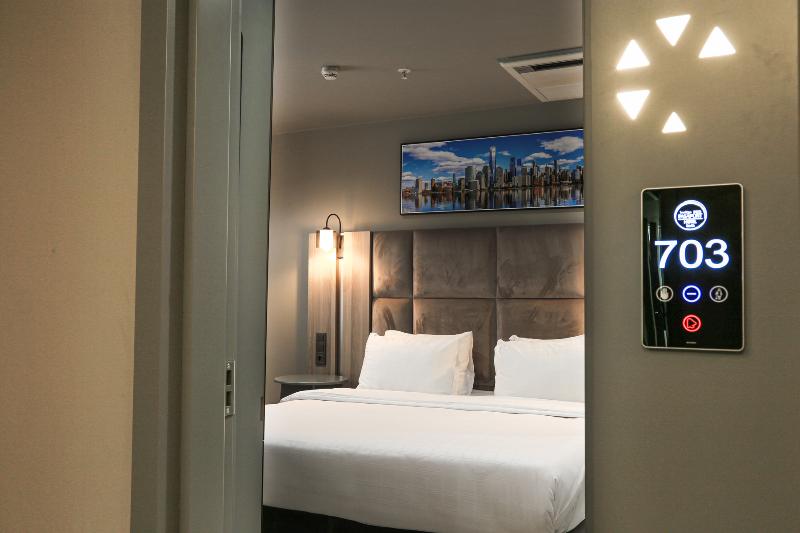 Pasaport Pier Hotel - Oda