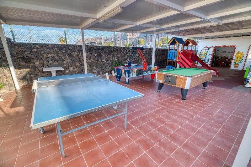 Club El Marques - Aktivite