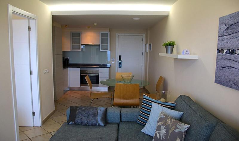 Pearly Grey Ocean Club - Oda