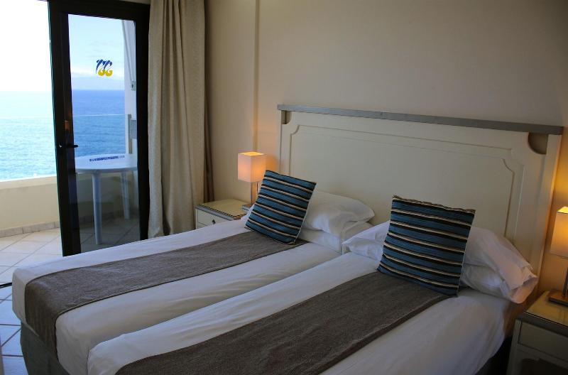Pearly Grey Ocean Club - Oda