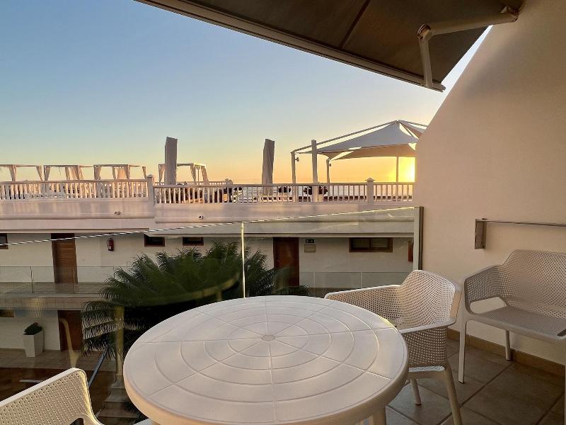 Pearly Grey Ocean Club - Teras