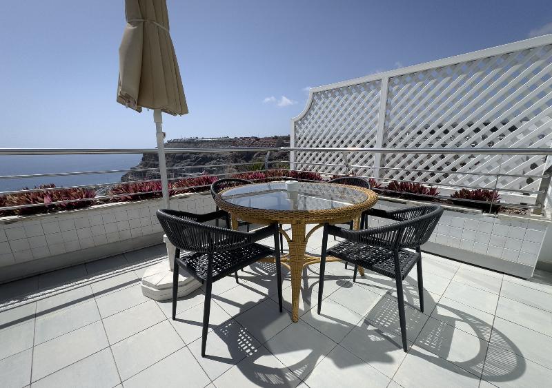 Holiday Club Jardin Amadores - Oda