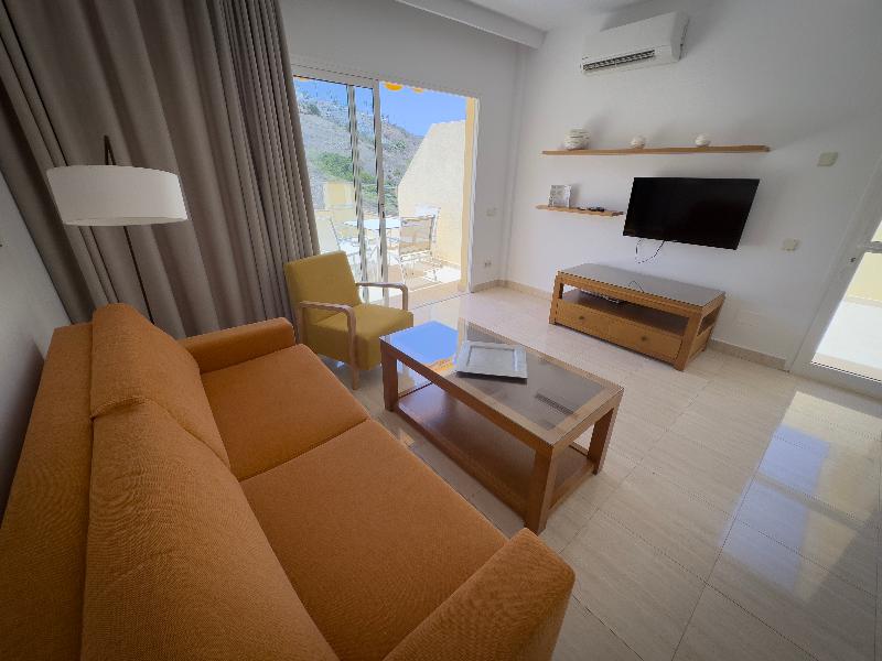 Holiday Club Sol Amadores - Oda