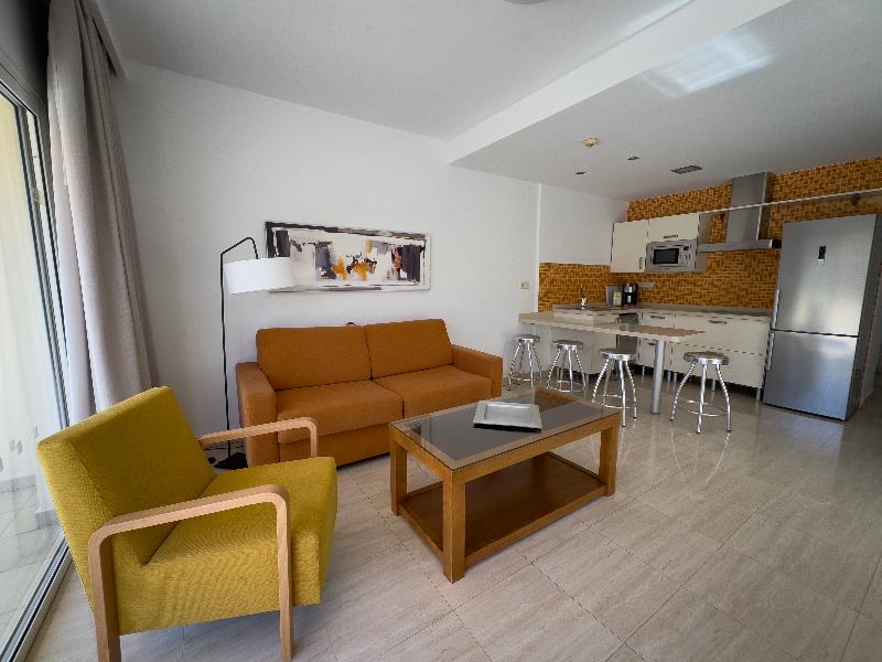 Holiday Club Sol Amadores - Oda