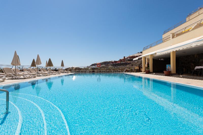 Holiday Club Sol Amadores - Havuz
