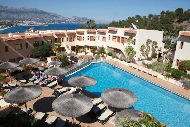 Albir Hills Apartments - Genel