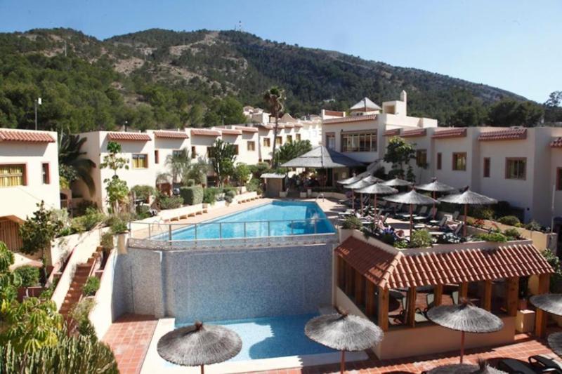 Albir Hills Apartments - Genel