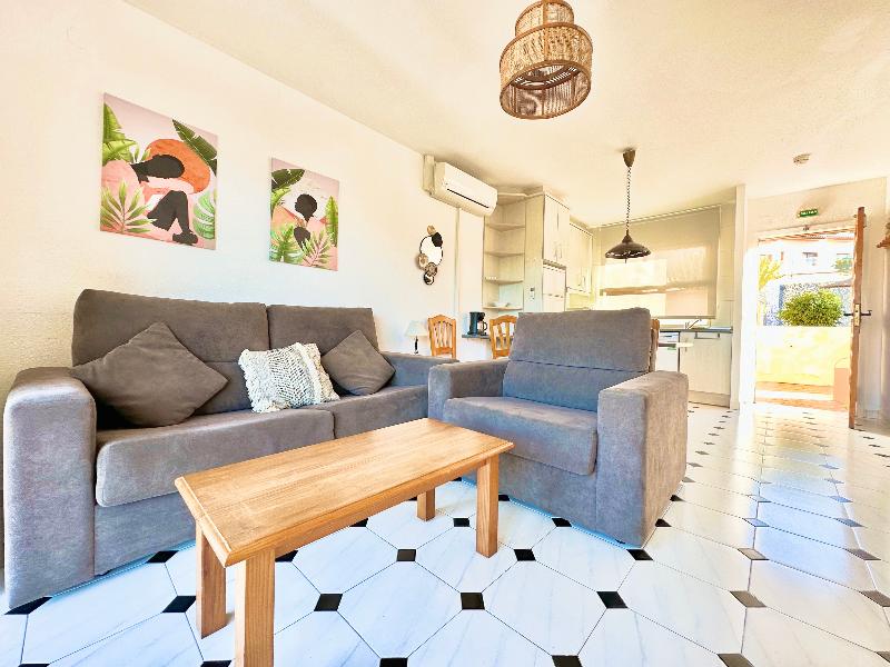 Albir Hills Apartments - Oda