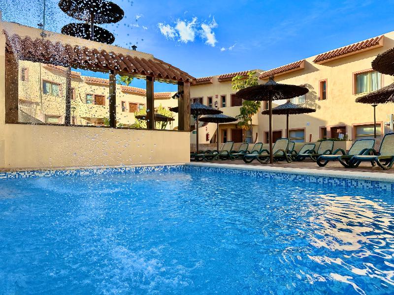 Albir Hills Apartments - Havuz