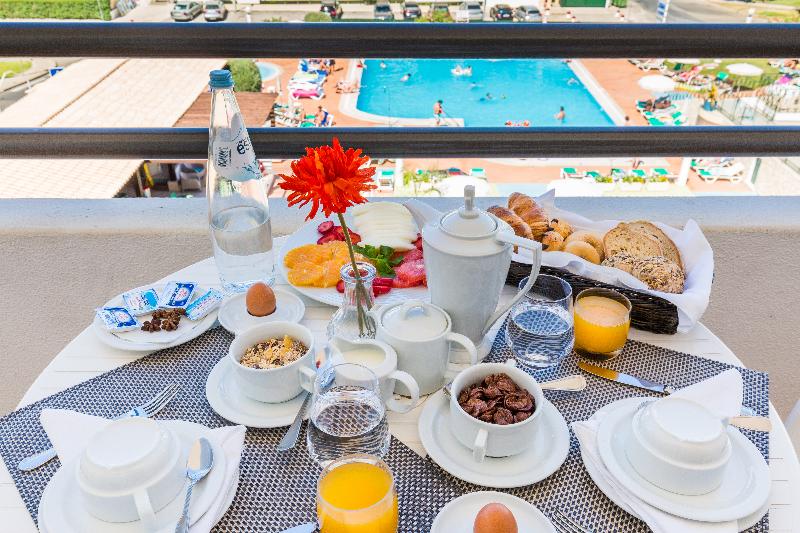Luna Hotel da Oura - Teras