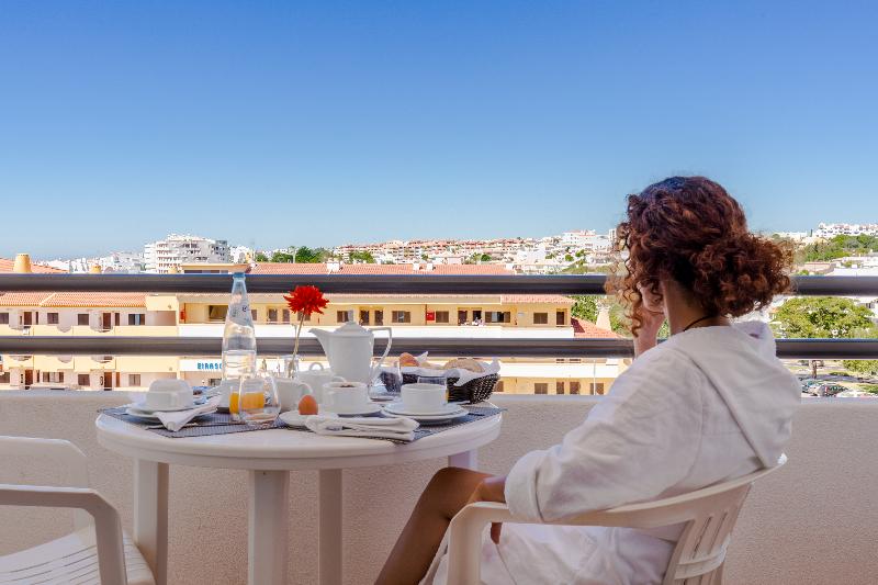 Luna Hotel da Oura - Teras