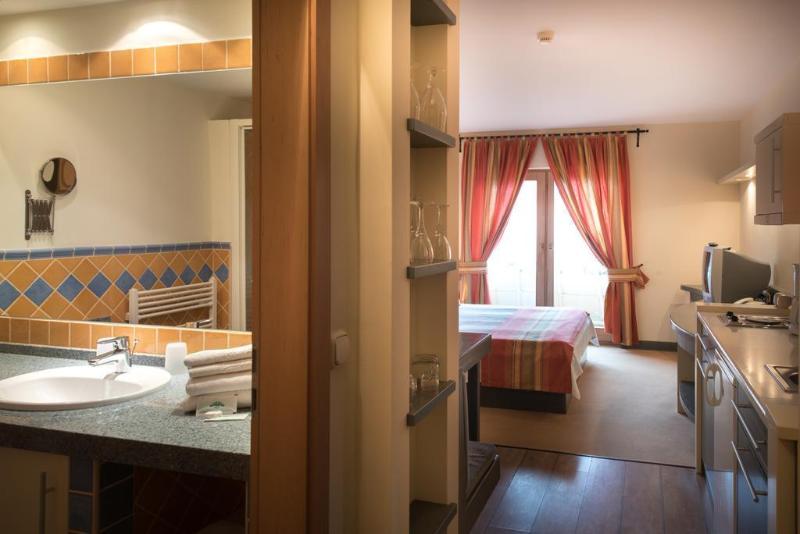 Aparthotel Kalma - Genel