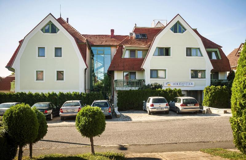 Holiday Club Heviz - Genel