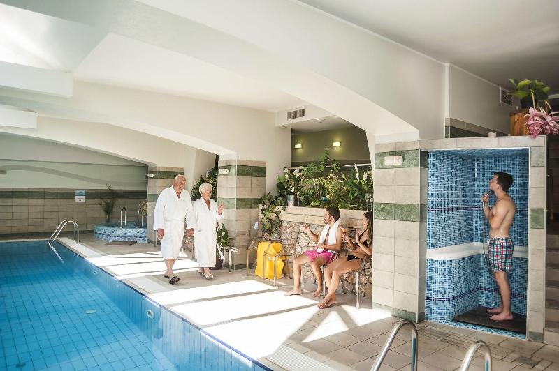 Holiday Club Heviz - Havuz