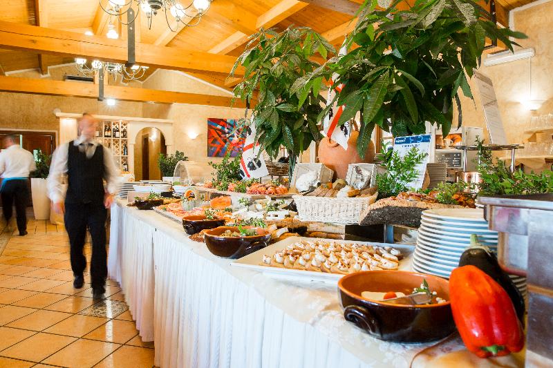 TH San Teodoro - Liscia Eldi Village - Restoran