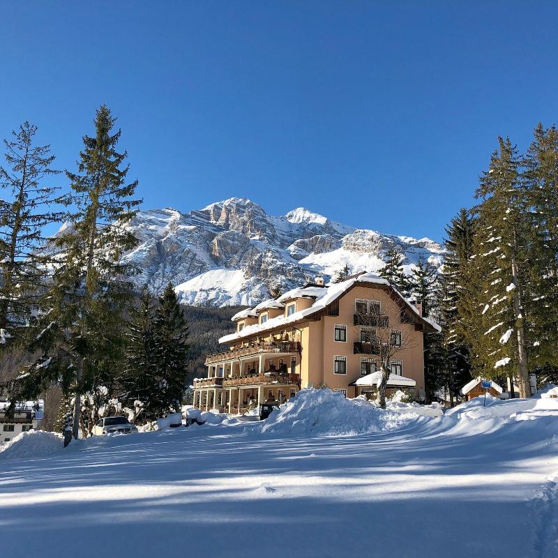 Hotel Villa Blu Cortina D'Ampezzo - Genel
