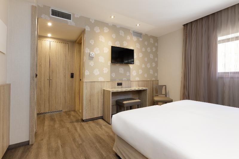 Hotel Civera - Oda