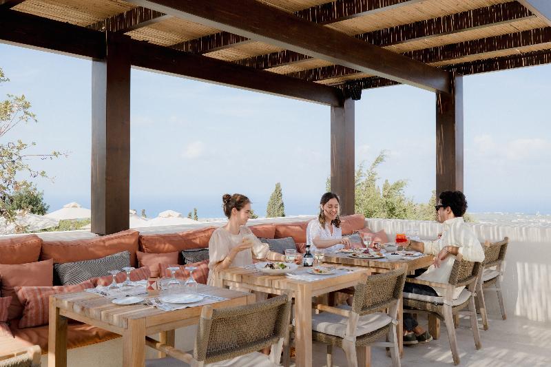 Village Heights Resort - Restoran