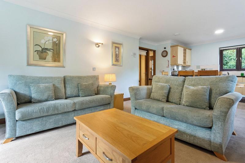 The Burnside Park Owners Club - Oda