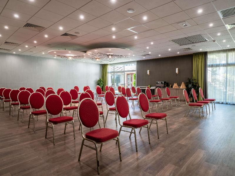 Mercure Paris Ouest St Germain - Genel