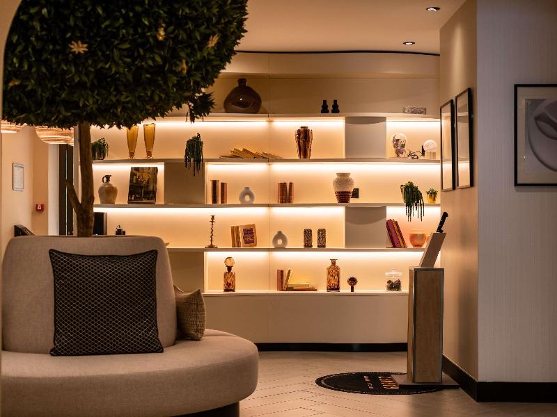 Mercure Paris Ouest St Germain - Genel