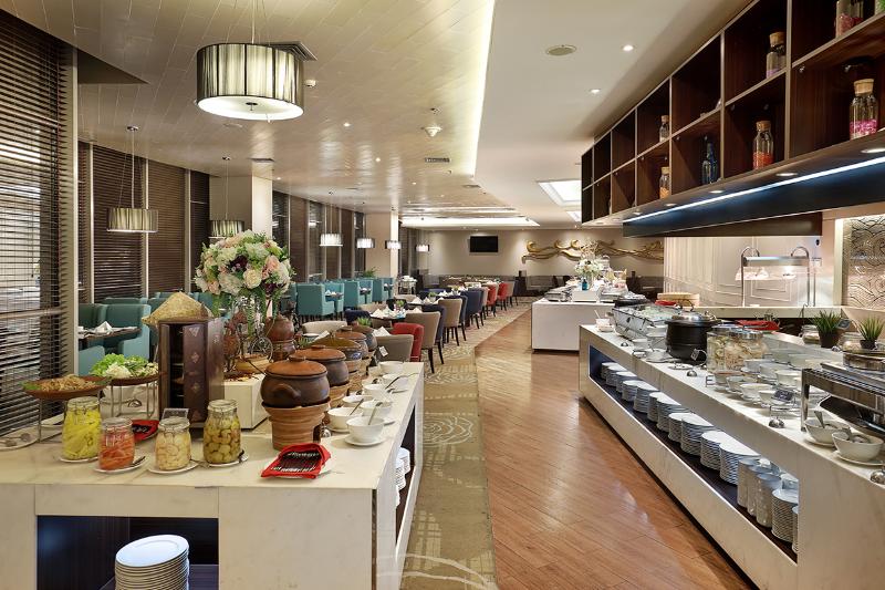 Swiss-Belhotel Airport Jakarta - Restoran