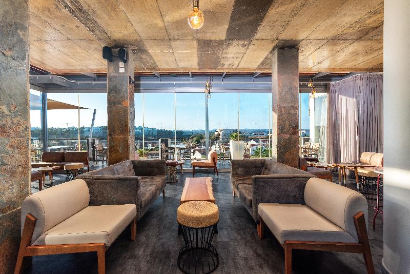 AP Maria Nova Lounge - Adults Friendly - Bar